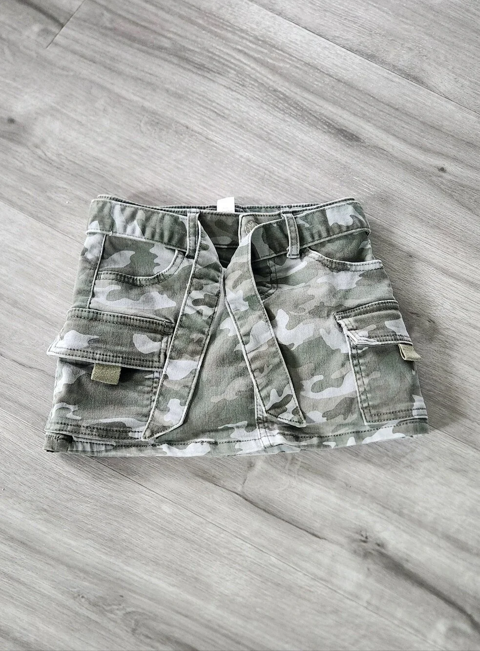 Justice Girls Green | Belted Camo Skirt Size 7 Years Excellent Condition